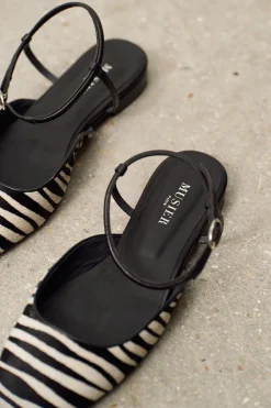 Musier Paris ballerines ouvertes amelia