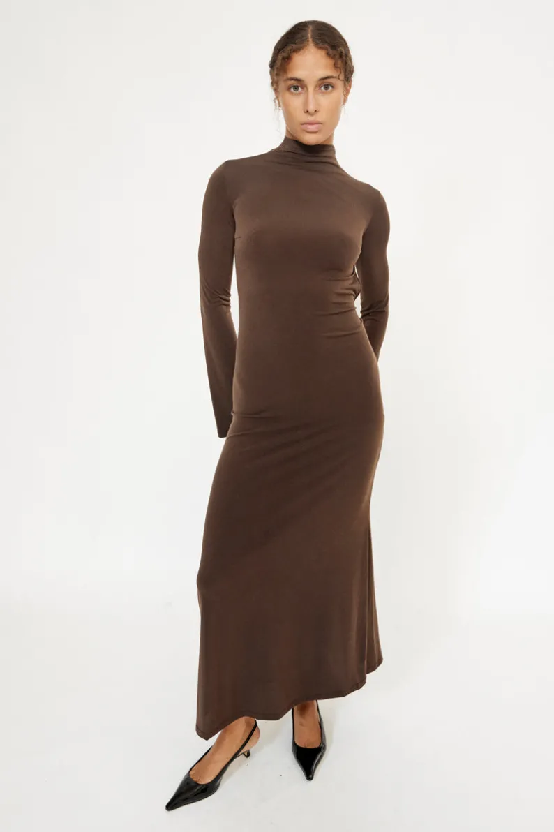 Musier Paris Robe dos-nu emnaos